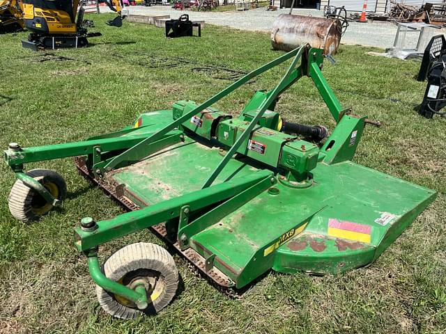 Image of John Deere MX8 equipment image 2