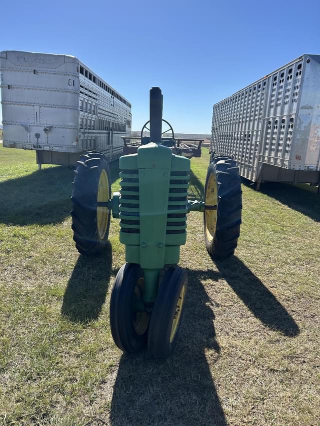 Image of John Deere A equipment image 1