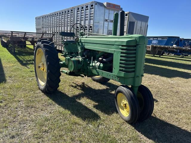 Image of John Deere A equipment image 2