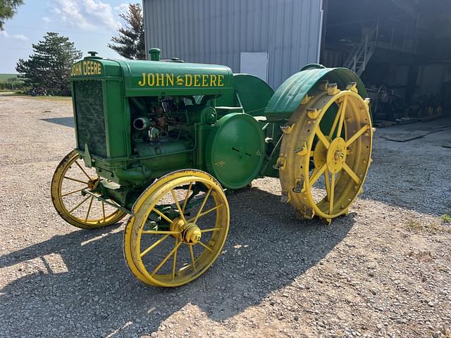 Image of John Deere D equipment image 1