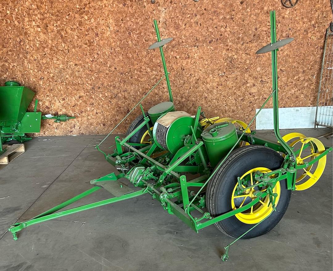 Image of John Deere 290 Primary image