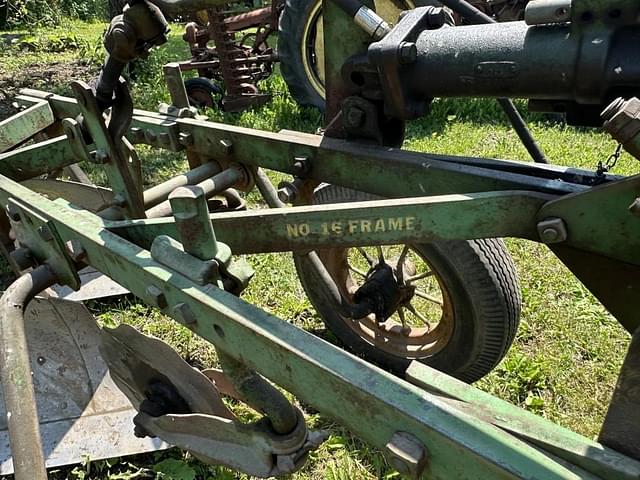 Image of John Deere 44 equipment image 4
