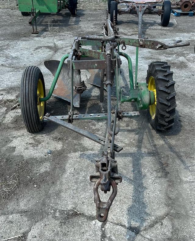 Image of John Deere 44 equipment image 1