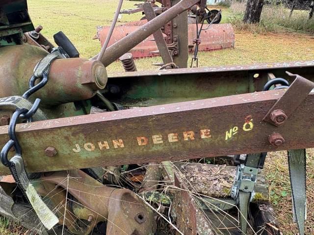Image of John Deere No. 8 equipment image 3