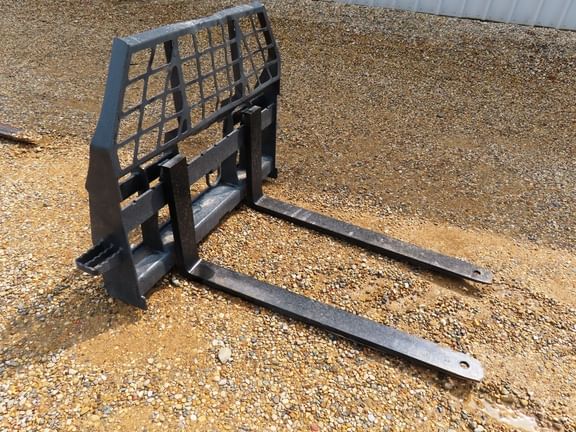 John Deere P45 Equipment Image0