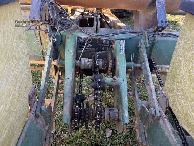 Image of John Deere P7000 equipment image 4