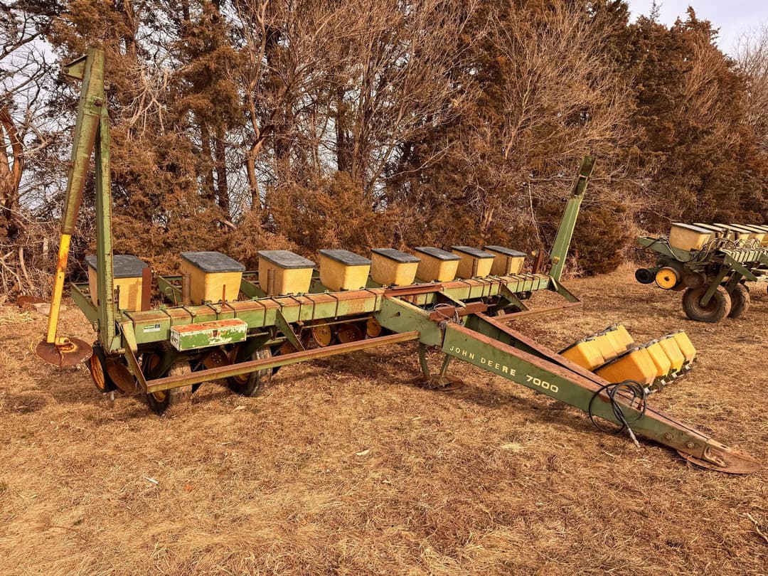 Image of John Deere P7000 Primary image