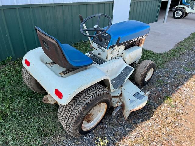 Image of John Deere 110 equipment image 4