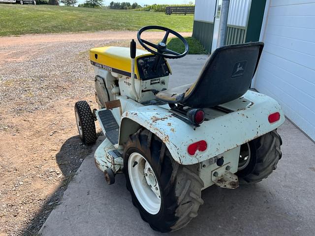 Image of John Deere 112 equipment image 2