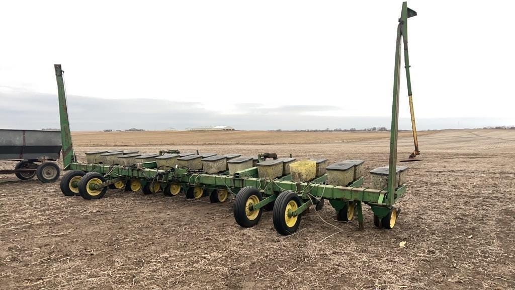 Main image John Deere 7100