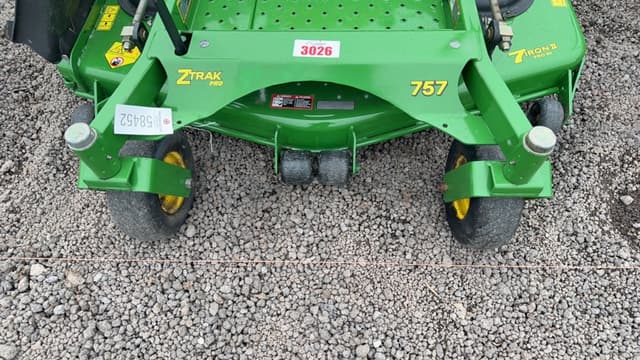 Image of John Deere 757 equipment image 3
