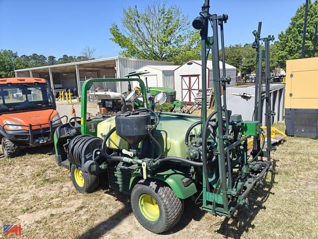 Image of John Deere Pro Gator equipment image 1