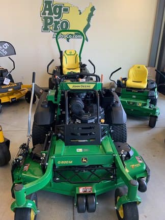 Image of John Deere Q820M equipment image 4