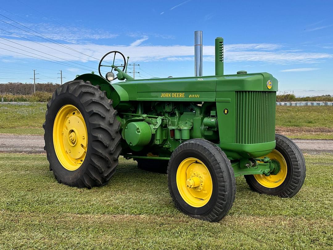 Image of John Deere R Primary image