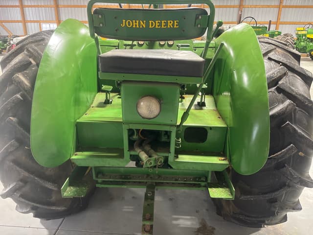 Image of John Deere R equipment image 3
