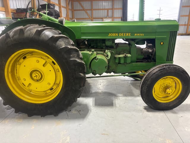 Image of John Deere R equipment image 1