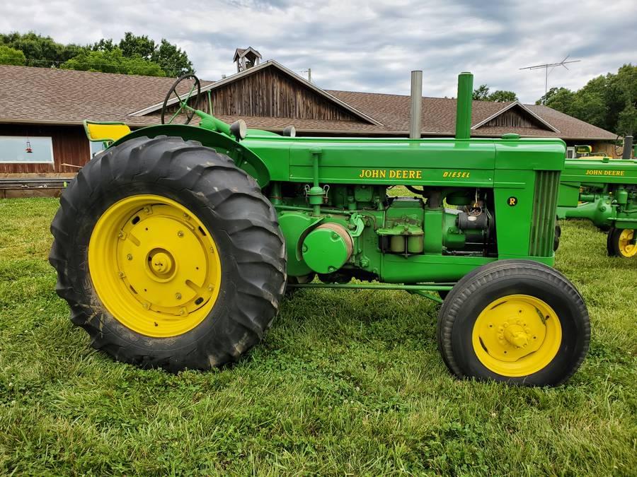 Image of John Deere R Image 0