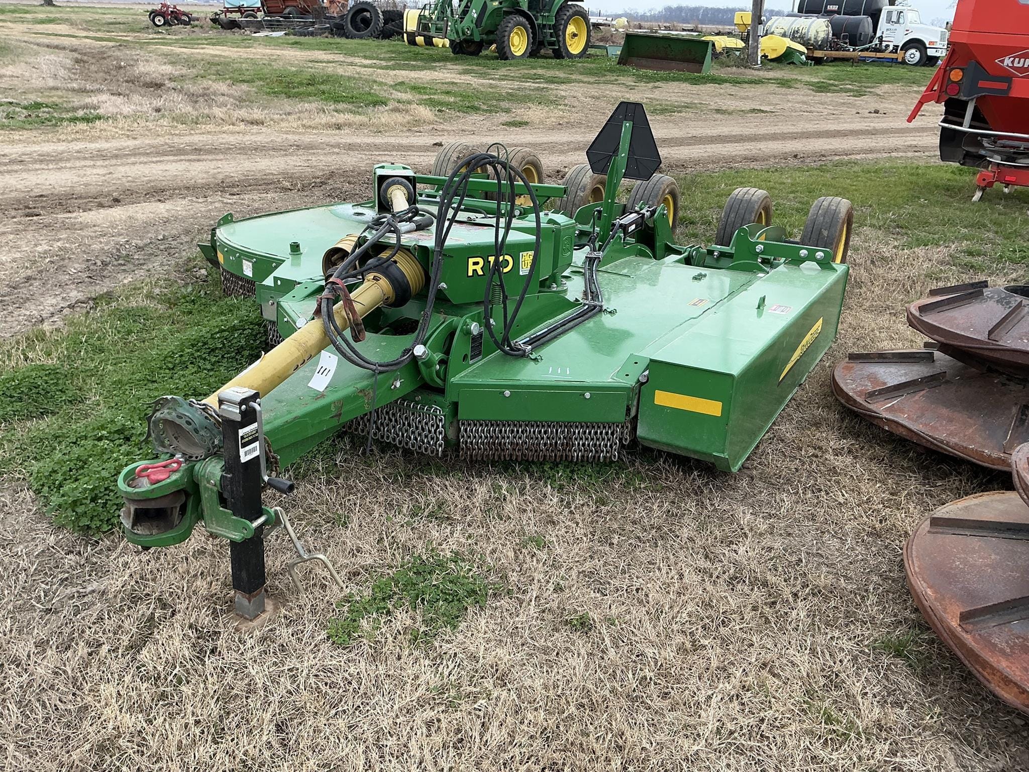 John Deere R10 Equipment Image0