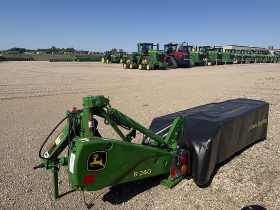 John Deere R240 Equipment Image0