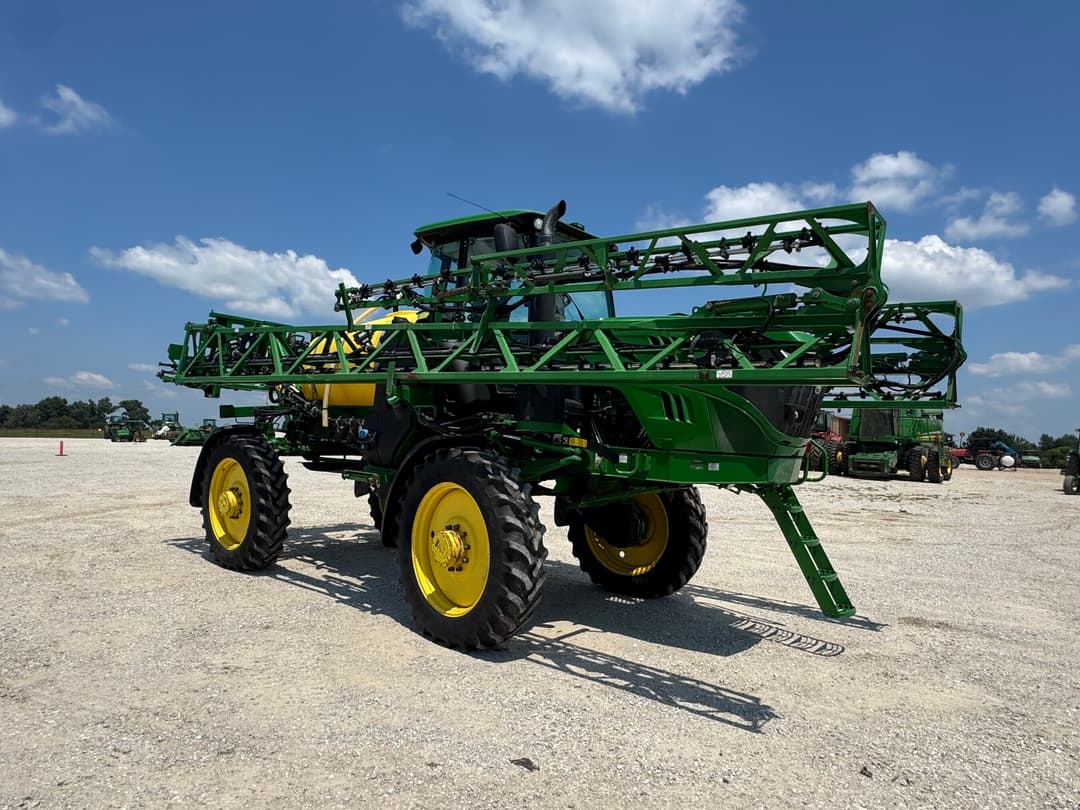 Image of John Deere R4023 Primary image