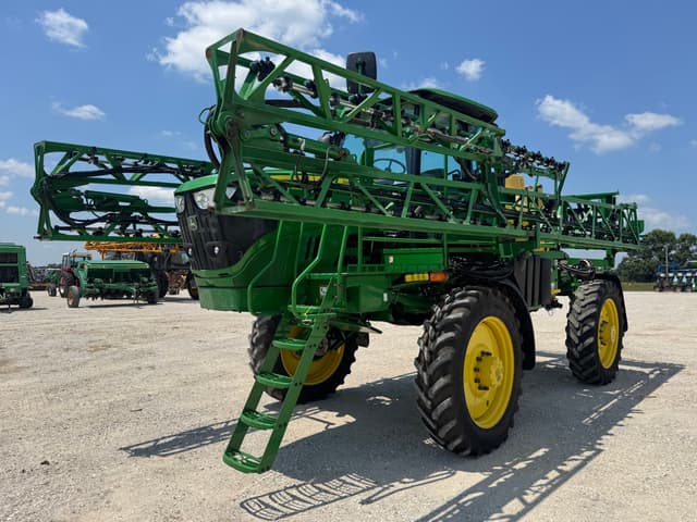 Image of John Deere R4023 equipment image 2