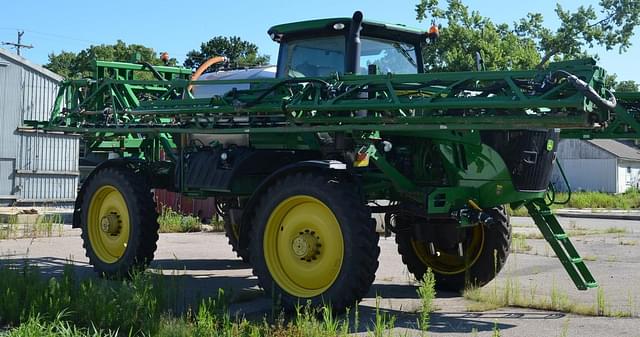 Image of John Deere R4038 equipment image 3