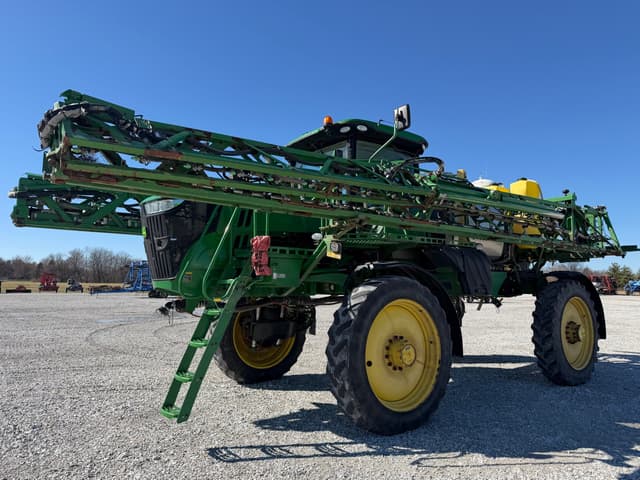 Image of John Deere R4038 equipment image 3