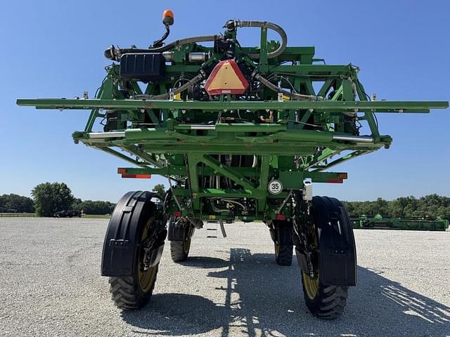 Image of John Deere R4038 equipment image 4