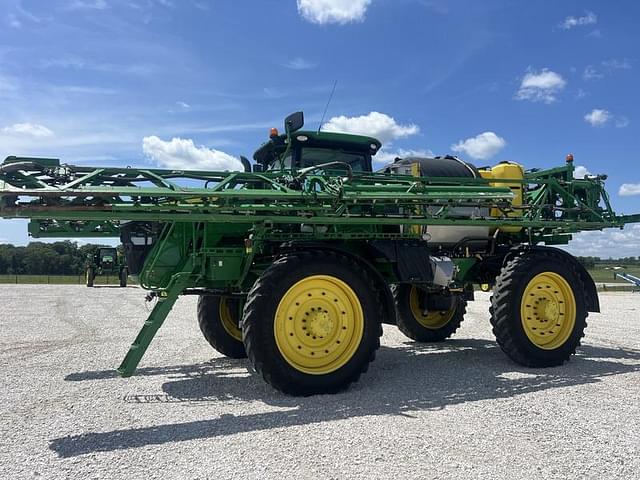 Image of John Deere R4038 equipment image 2