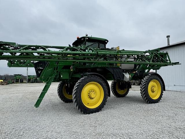 Image of John Deere R4038 equipment image 1