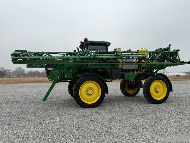 Image of John Deere R4038 equipment image 3