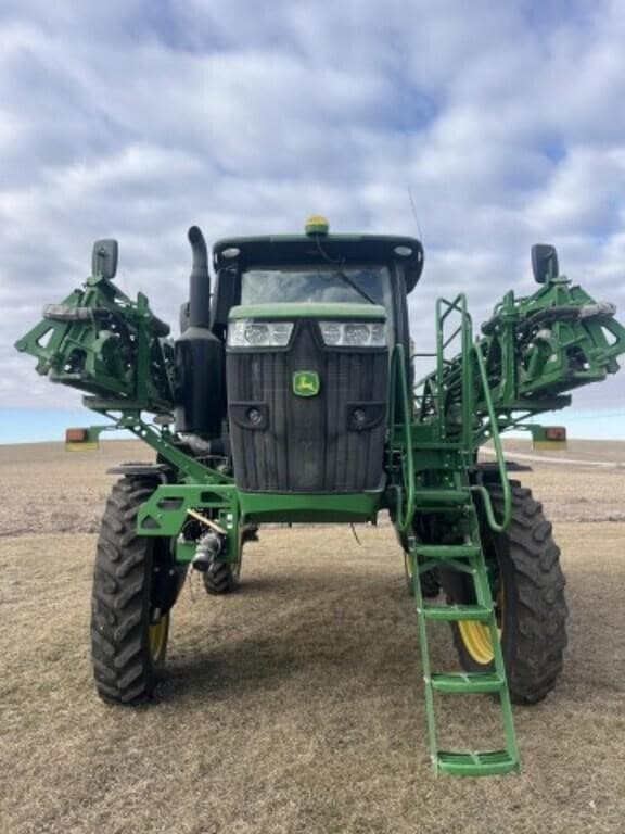 Image of John Deere R4038 equipment image 2
