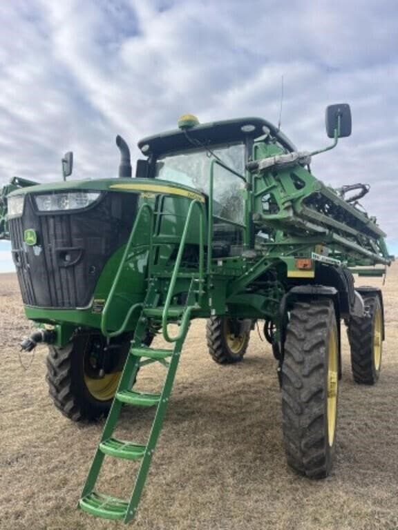 Image of John Deere R4038 equipment image 3