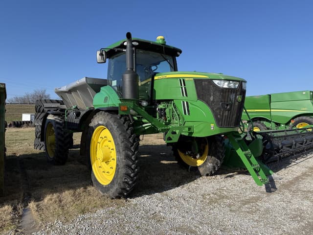 Image of John Deere R4045 equipment image 2
