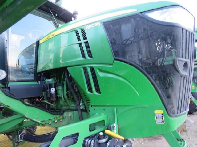 Image of John Deere R4045 equipment image 2