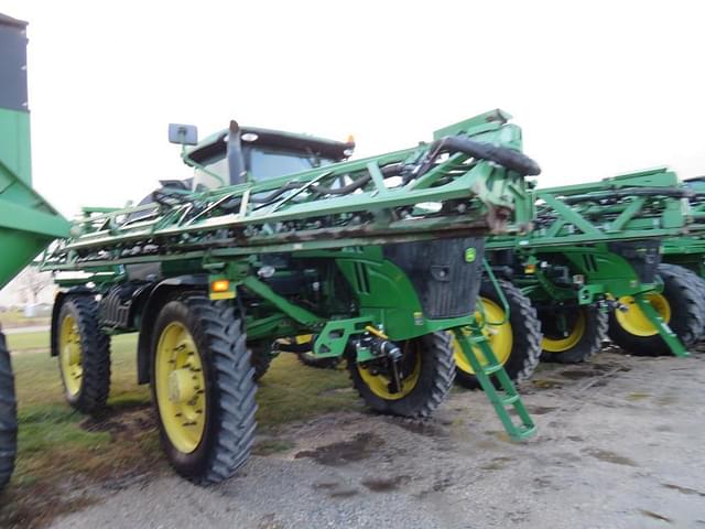 Image of John Deere R4045 equipment image 1