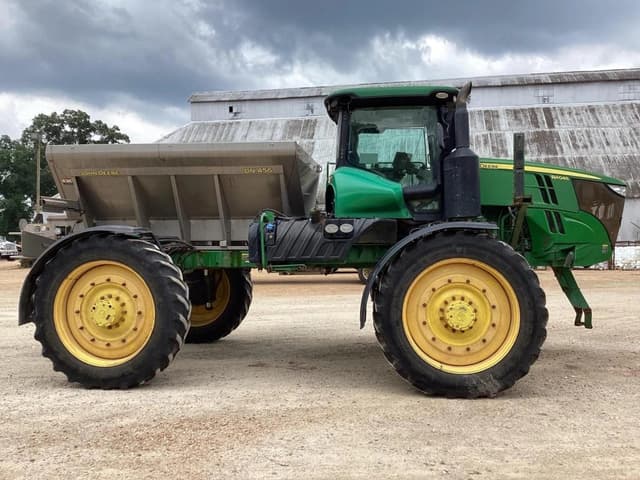 Image of John Deere R4045 equipment image 3