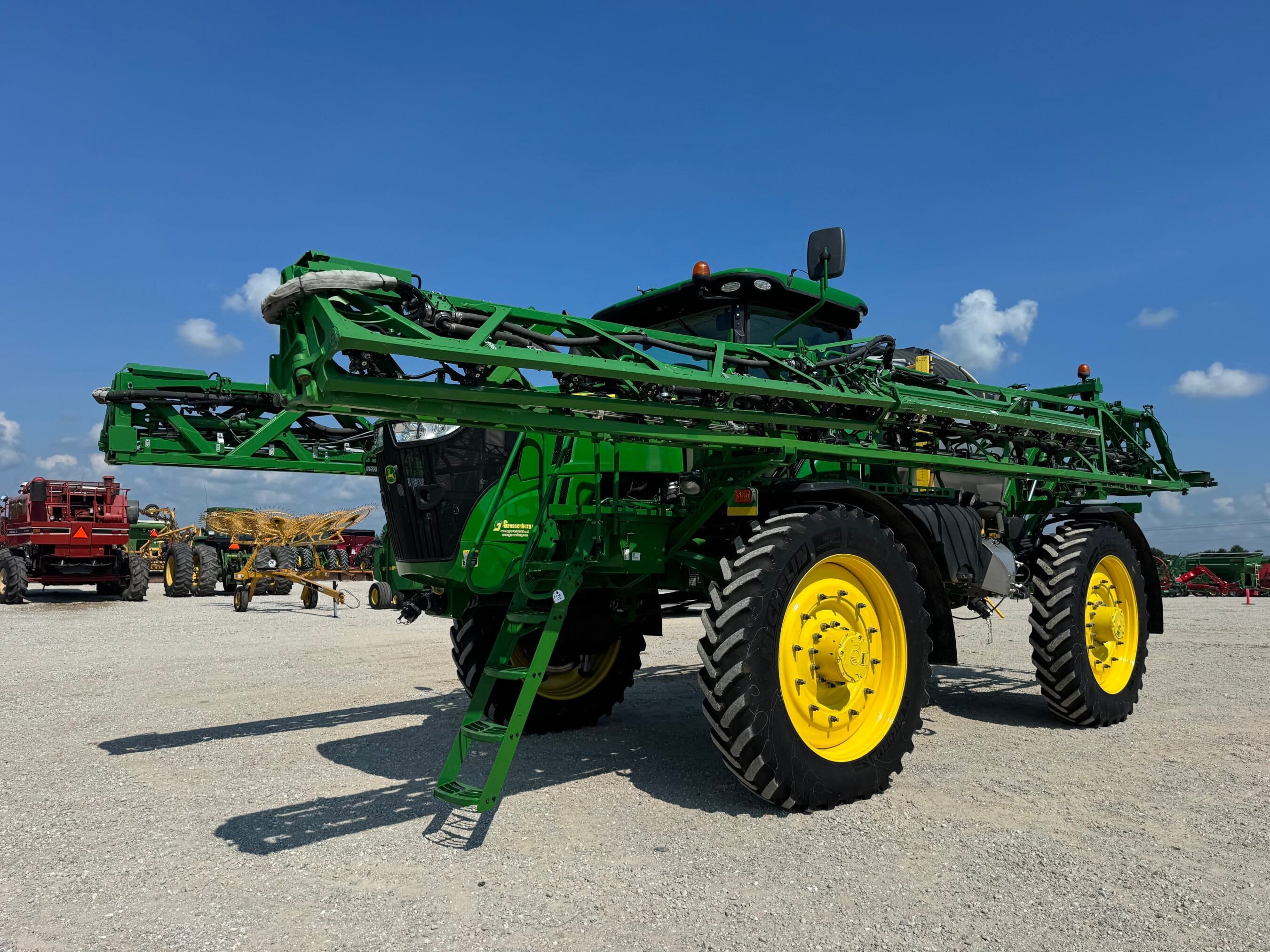 2020 John Deere R4045 Equipment Image0