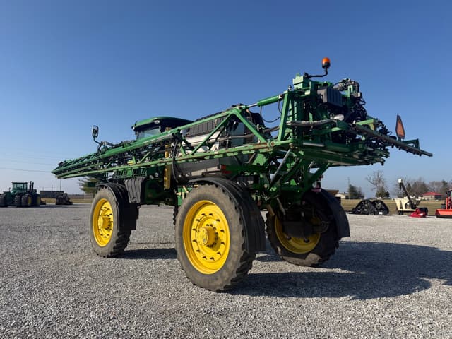 Image of John Deere R4045 equipment image 4