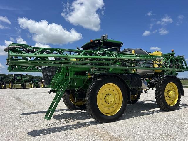 Image of John Deere R4045 equipment image 1