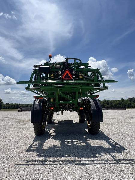 Image of John Deere R4045 equipment image 4