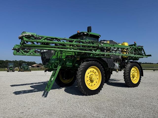 Image of John Deere R4045 equipment image 1
