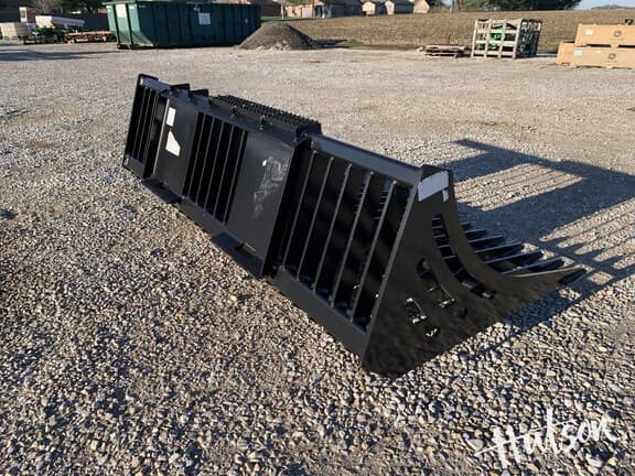 Image of John Deere R84 equipment image 3