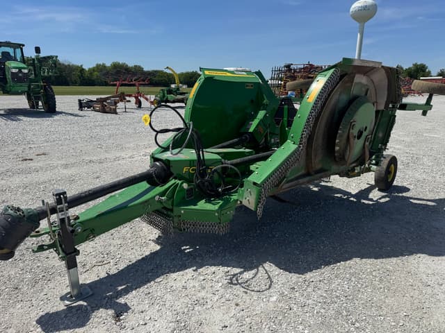 Image of John Deere FC12E equipment image 1