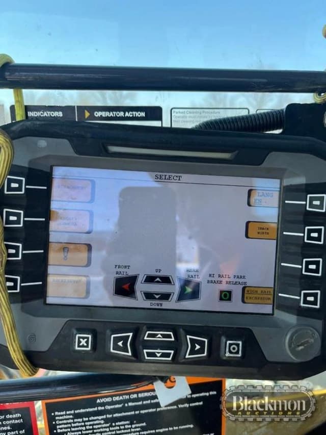 Image of John Deere 85G equipment image 3