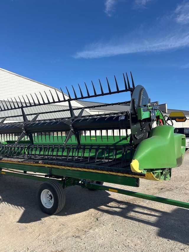 Image of John Deere RD35F equipment image 2