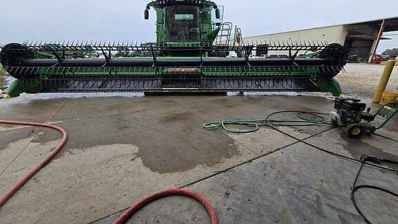 Image of John Deere RD35F equipment image 4