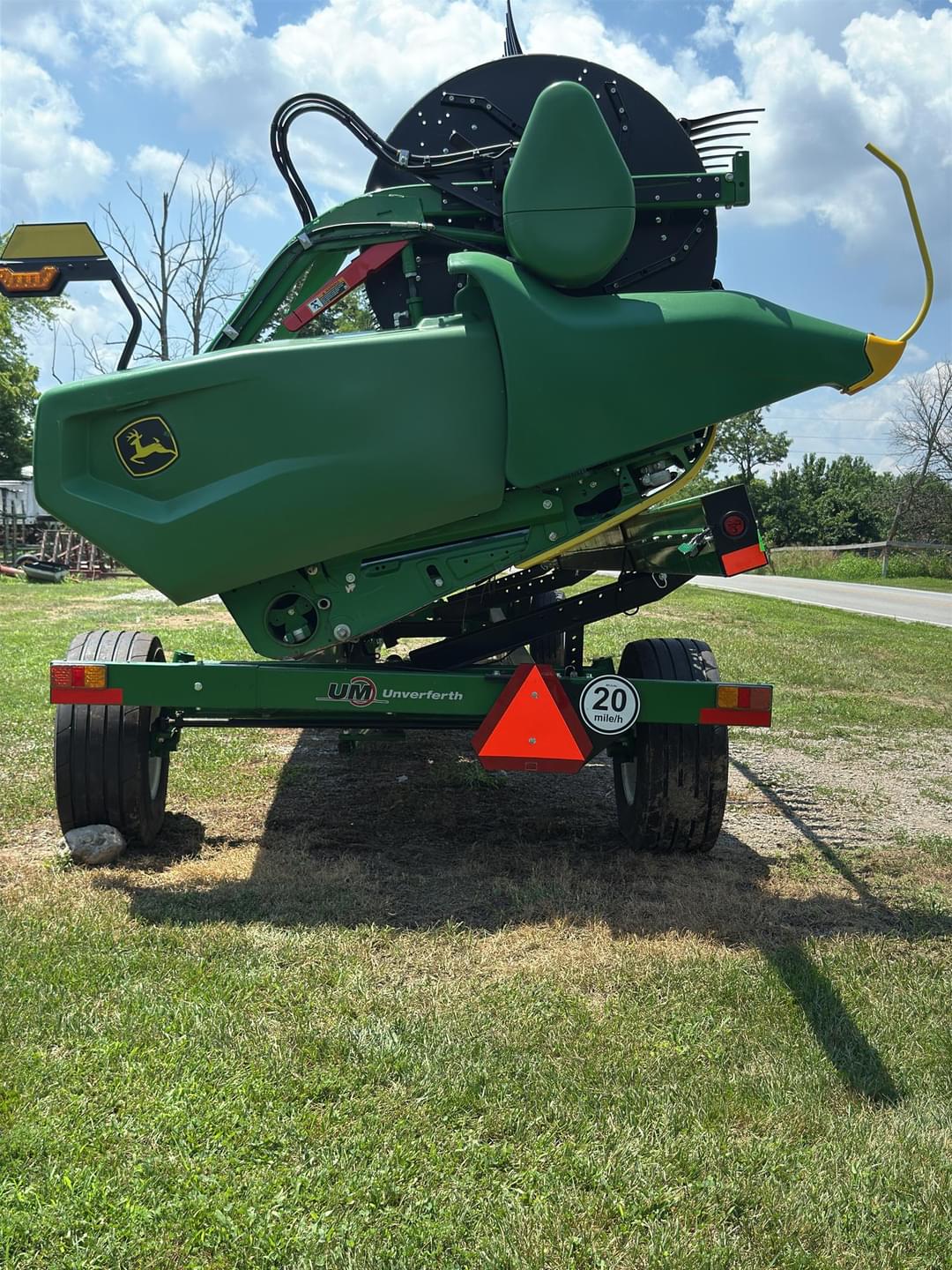 Image of John Deere RD35F Primary image