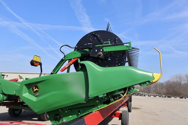 Image of John Deere RD40F equipment image 3