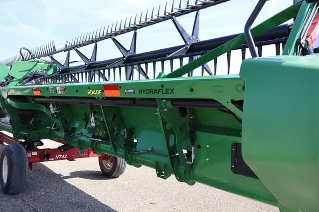 Image of John Deere RD40F equipment image 2